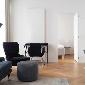 Bob W Koti Ullanlinna Aparthotel