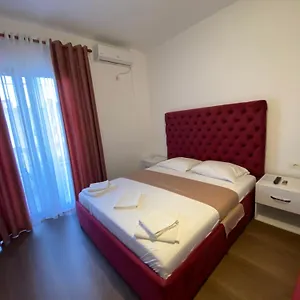  Apartment Enia's Albanien