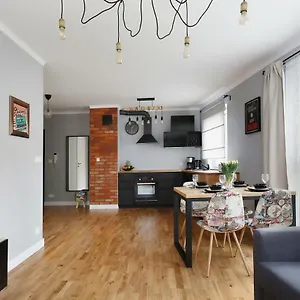  Apartment Short Polen